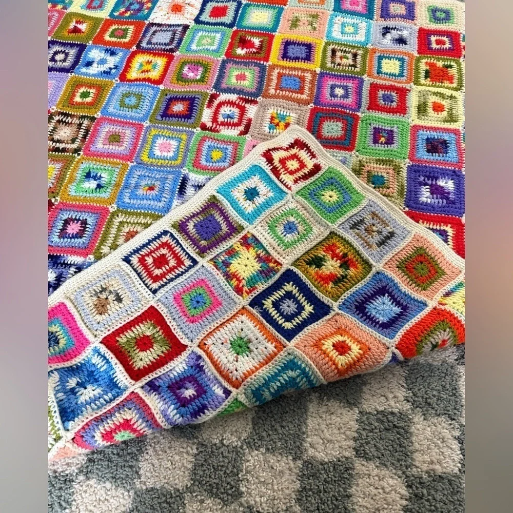 VTG Granny Square Blanket Afghan Crochet Hand Made Patchwork Multi Color Amish